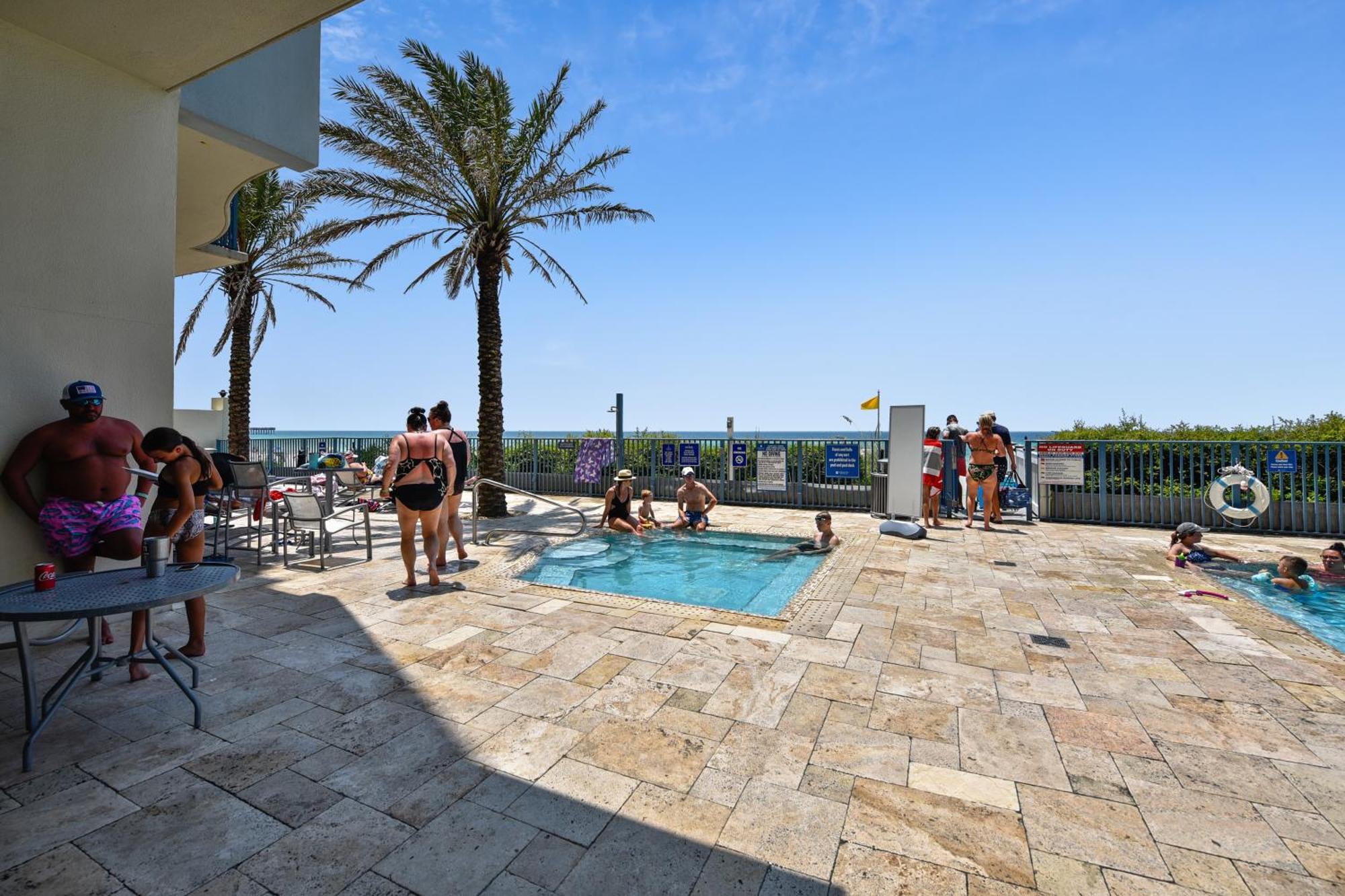 Sterling Breeze #1702 By Book That Condo Panama City Beach Room photo